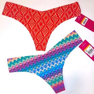 COMMANDO Bundle of Two Panty Thongs in Coral red & Multi-Colour Cool Pattern